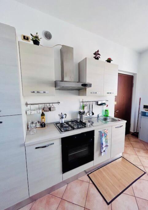 Casa Lucia A Carugo公寓 外观 照片