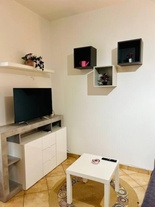 Casa Lucia A Carugo公寓 外观 照片