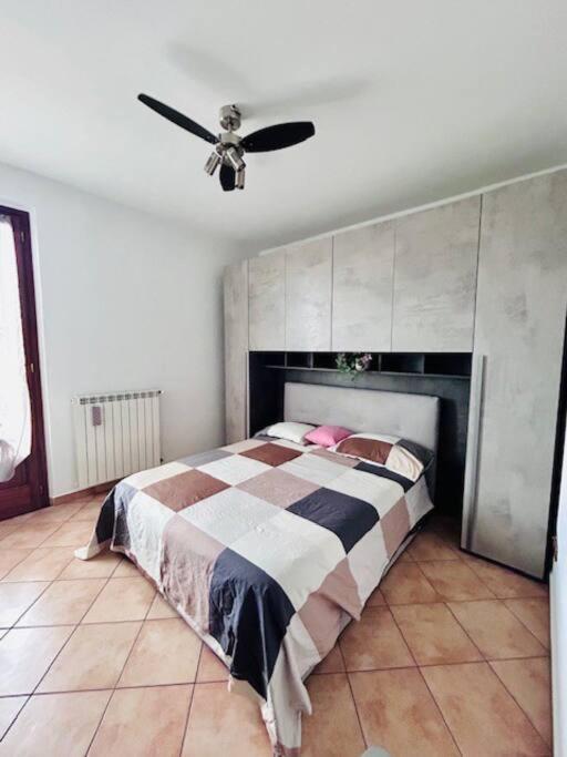Casa Lucia A Carugo公寓 外观 照片